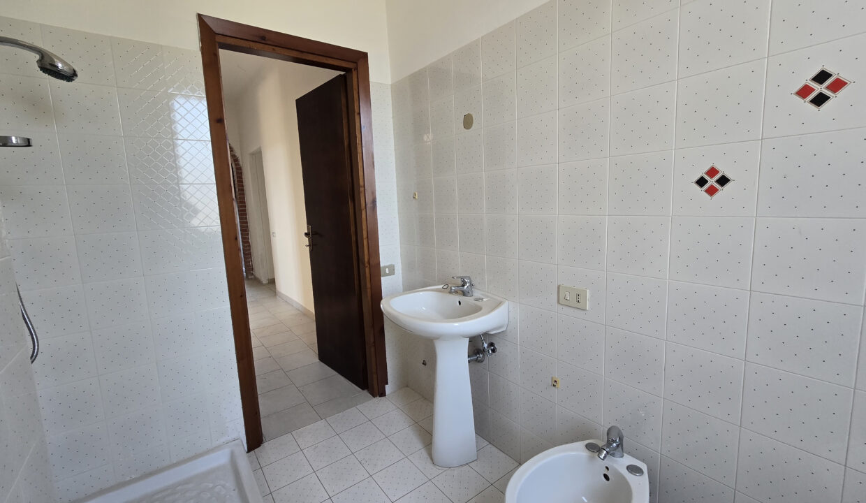 BAGNO (2)