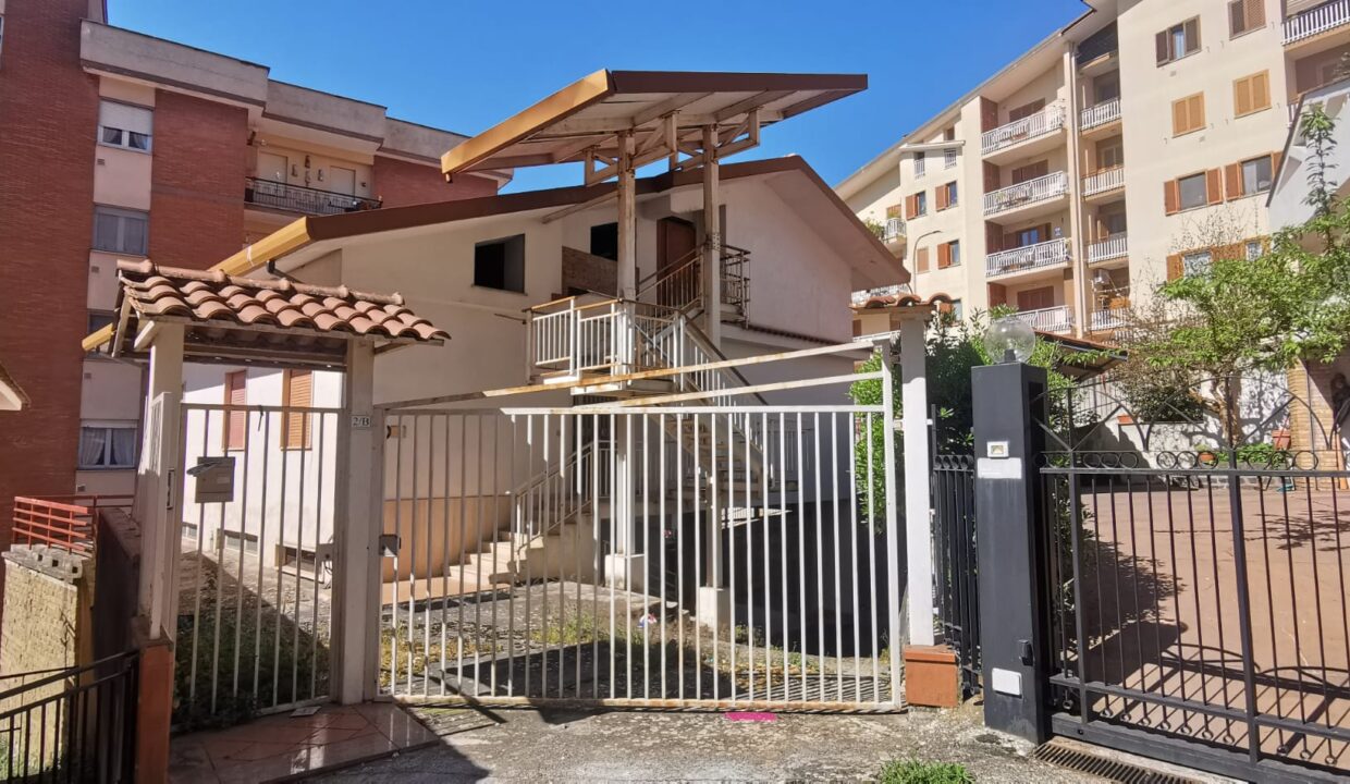 Immagine WhatsApp 2025-04-17 ore 11.40.49_c3839919