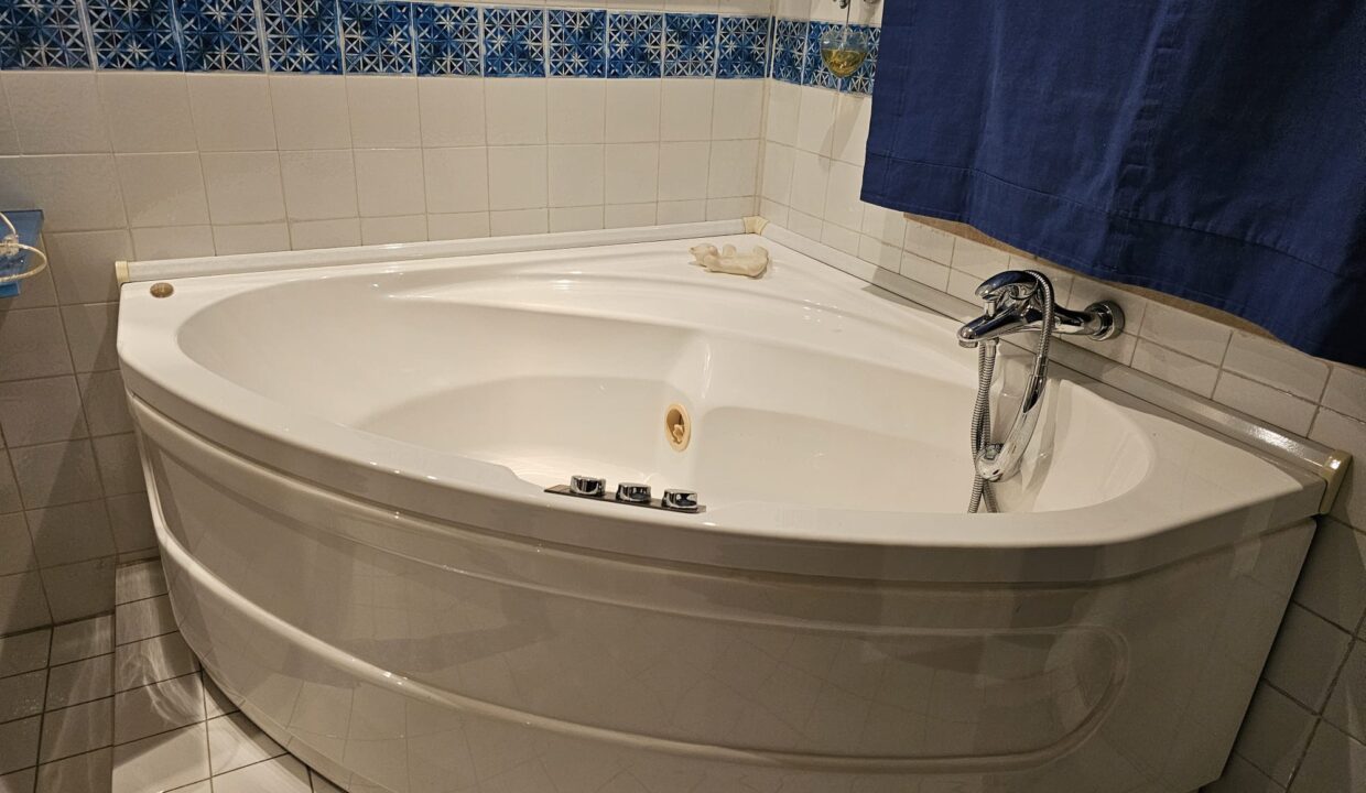 IMG-20241016-WA0013