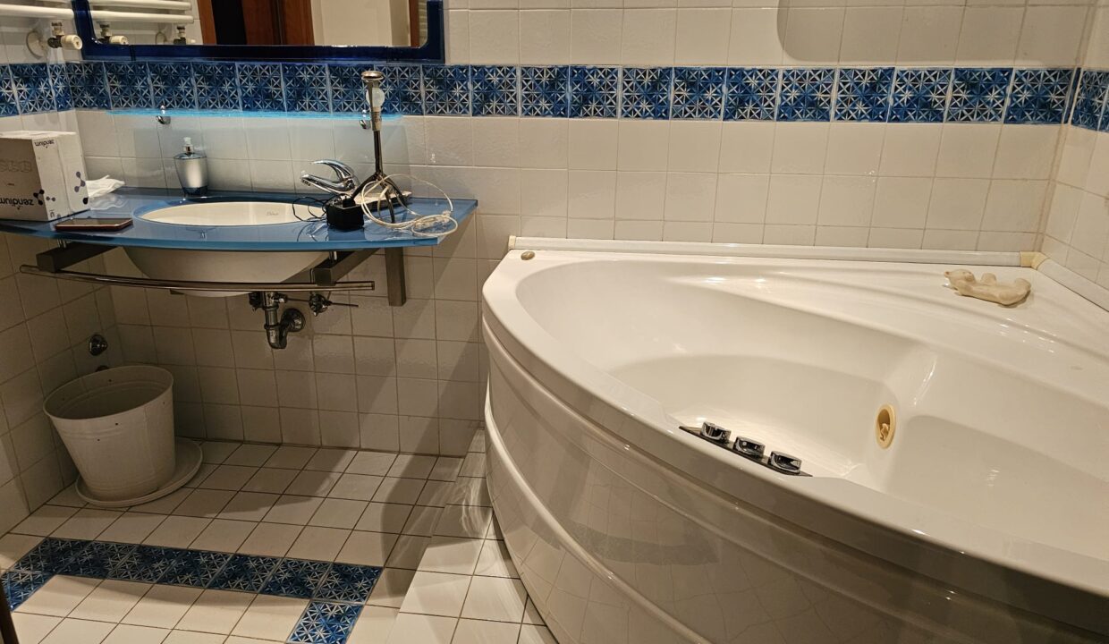 IMG-20241016-WA0016