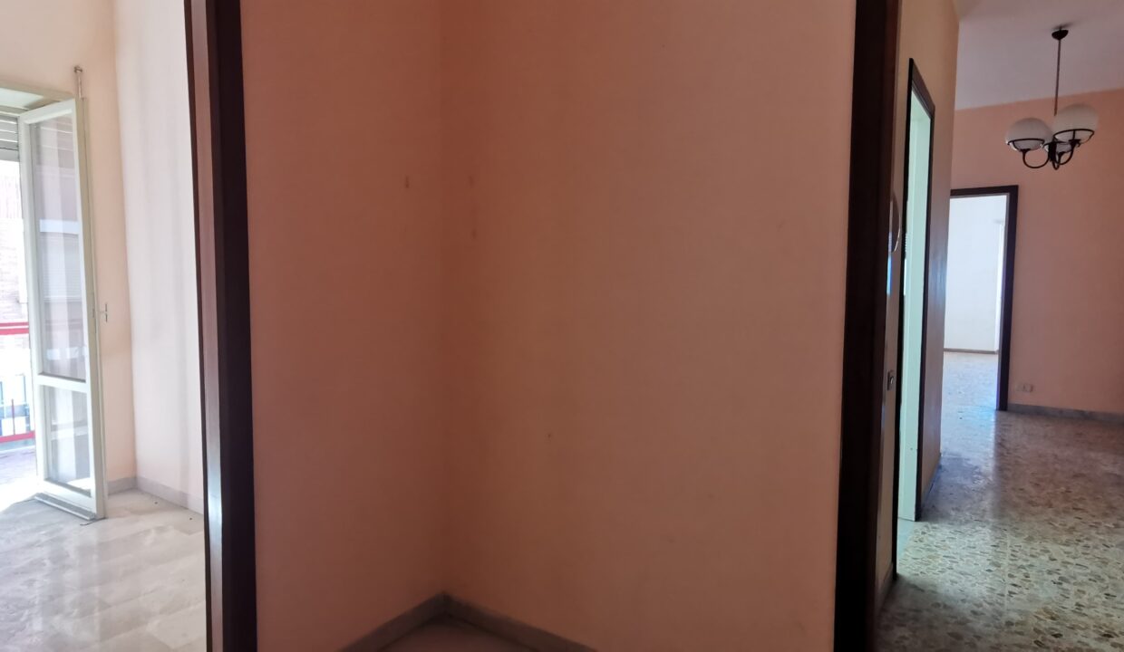 16a756e4-98d7-4bd0-bc85-c1923fb28aa1